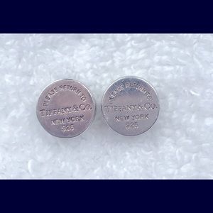 RETURN TO TIFFANY earrings